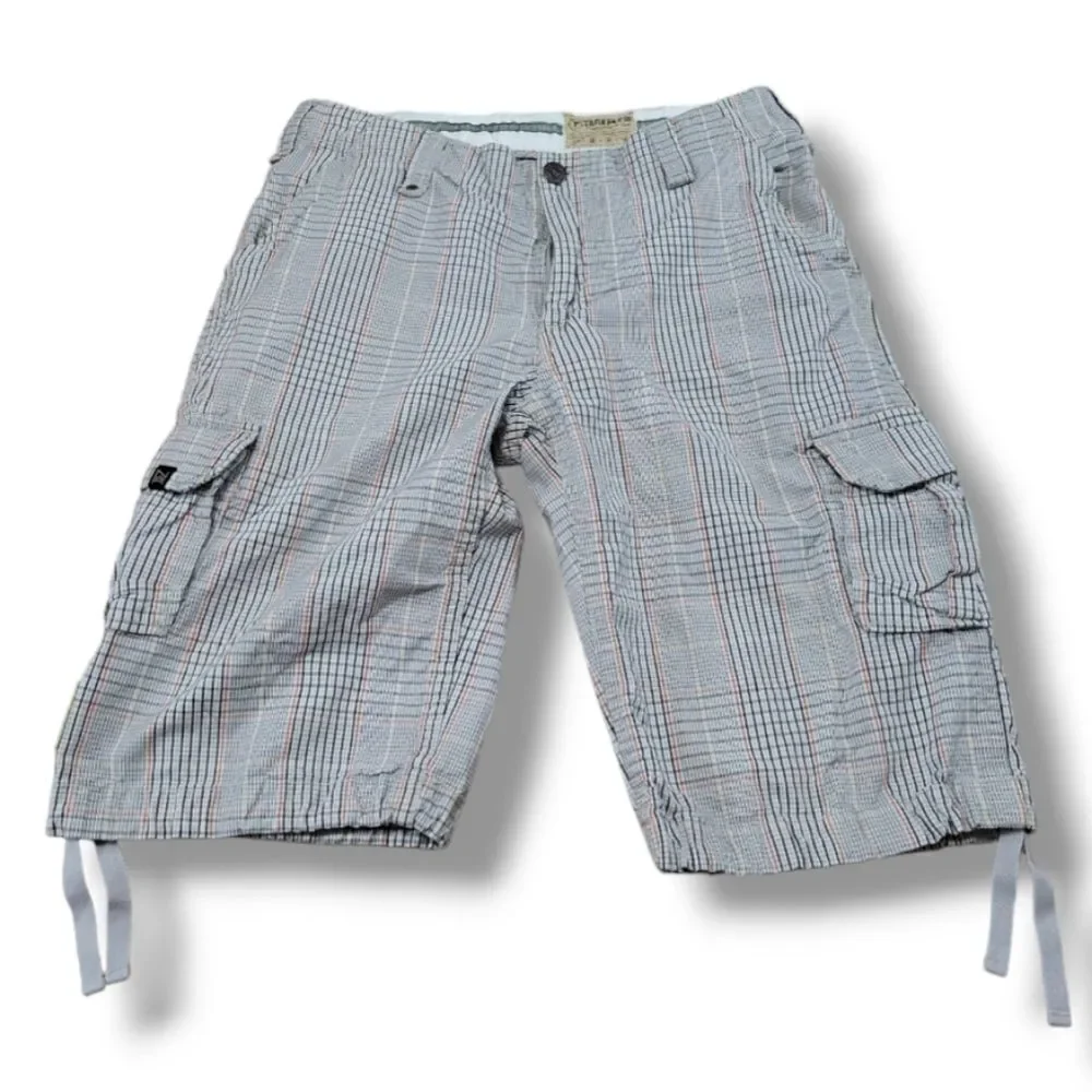 Tank Farm Shorts Size 30 W30